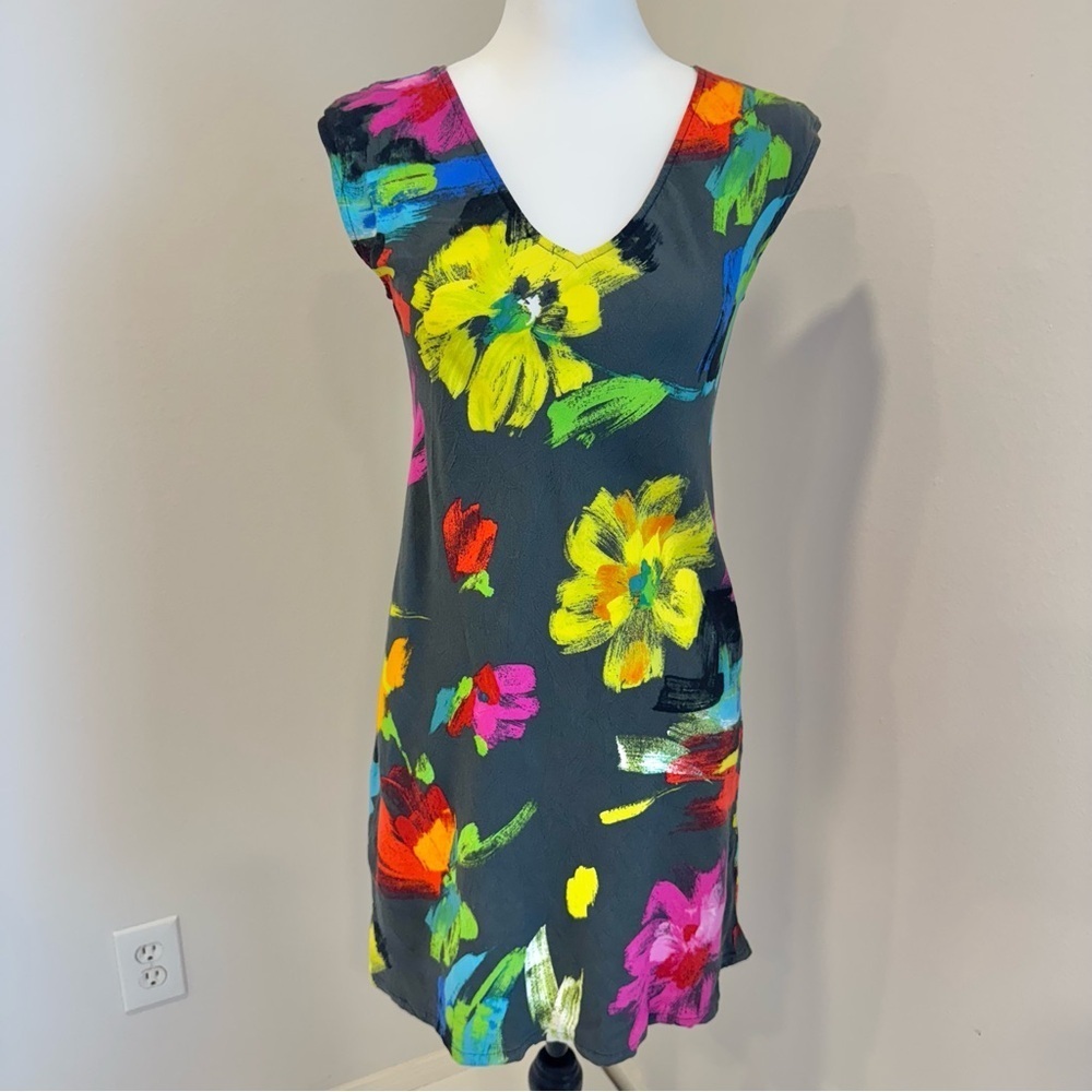 Jams World Hawaii Floral V-Neck Shift Mini Dress Beach Resort Tropical Artsy XS